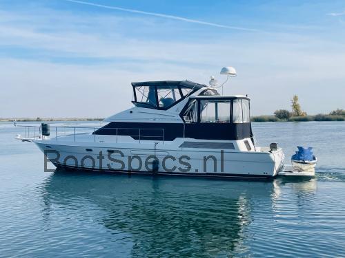 Bayliner 4587 specificaties